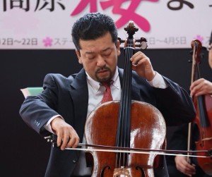 986598_574394649319465_536898612_n